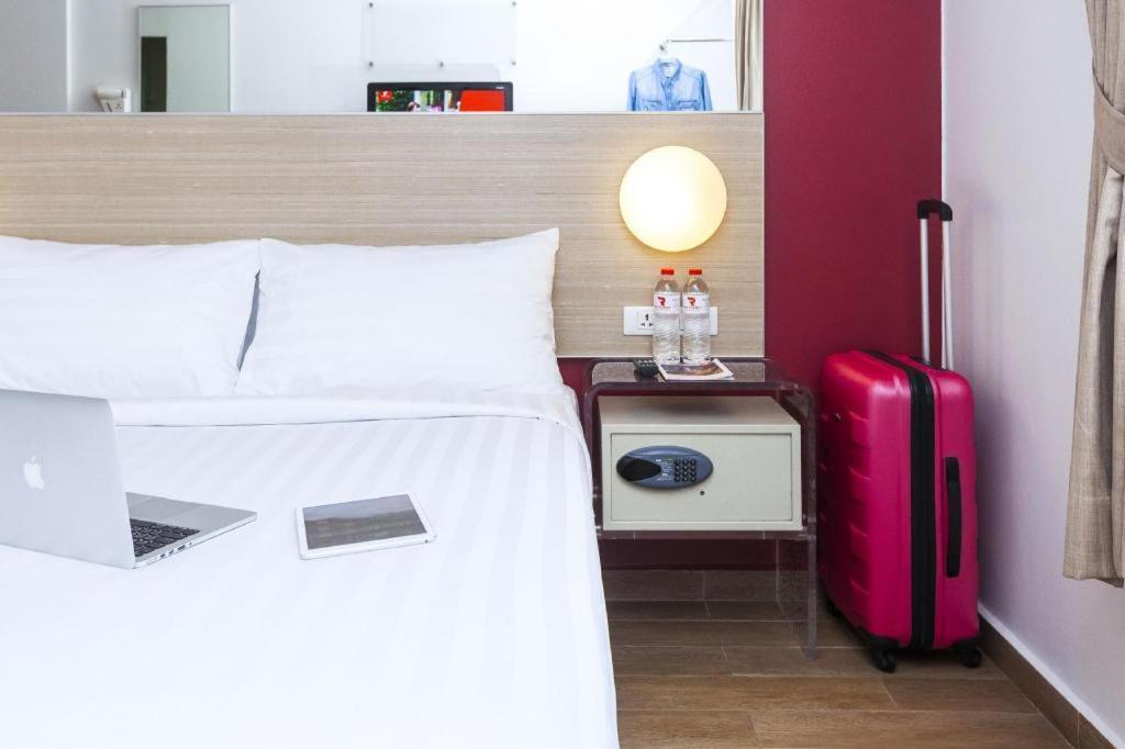 Monoloog Pasar Baru Hotel 3*