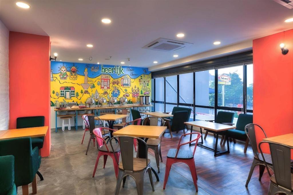 Monoloog Pasar Baru Hotel 3*