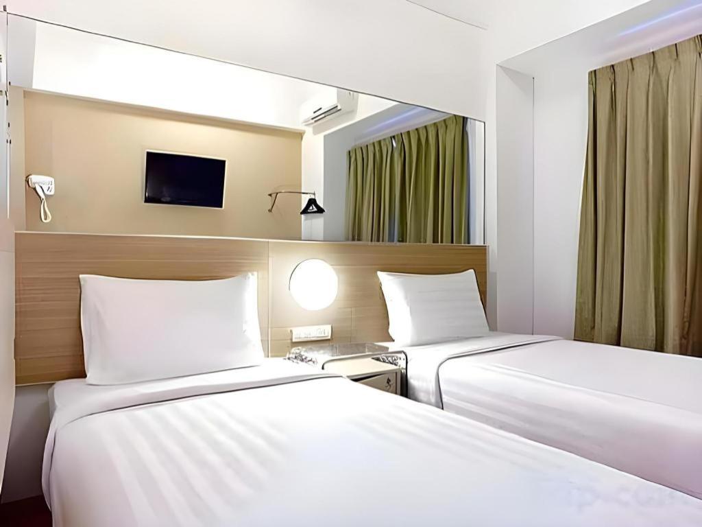 Monoloog Pasar Baru 3* Jakarta