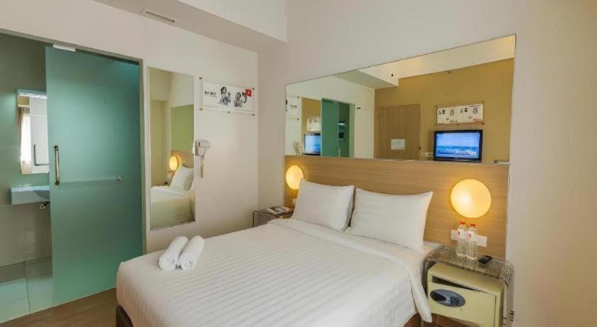 Monoloog Pasar Baru 3* Jakarta