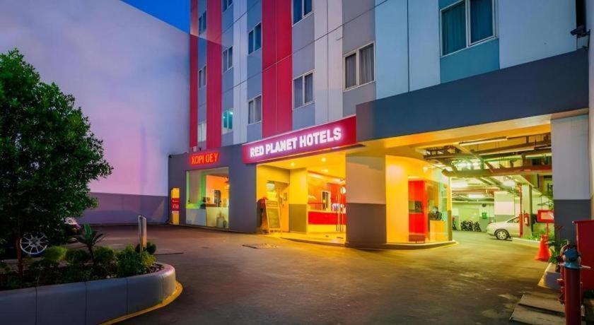 Monoloog Pasar Baru Hotel